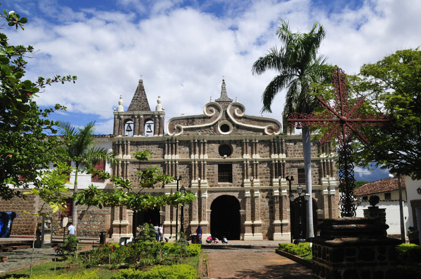 Resa till Colombia Catedral Santa Fe de Antioquia