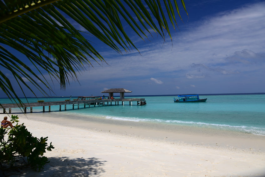 Resa till Maldiverna bröllopsresa strand