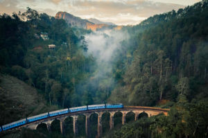 Resa Sri Lanka Nine arch bridge tåg