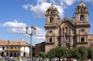 Resa till Peru Cusco Cuzco Plaza de Armas katedralen